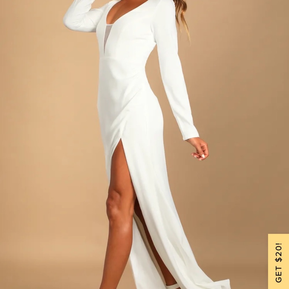 Never worn LuLus Wedding dress